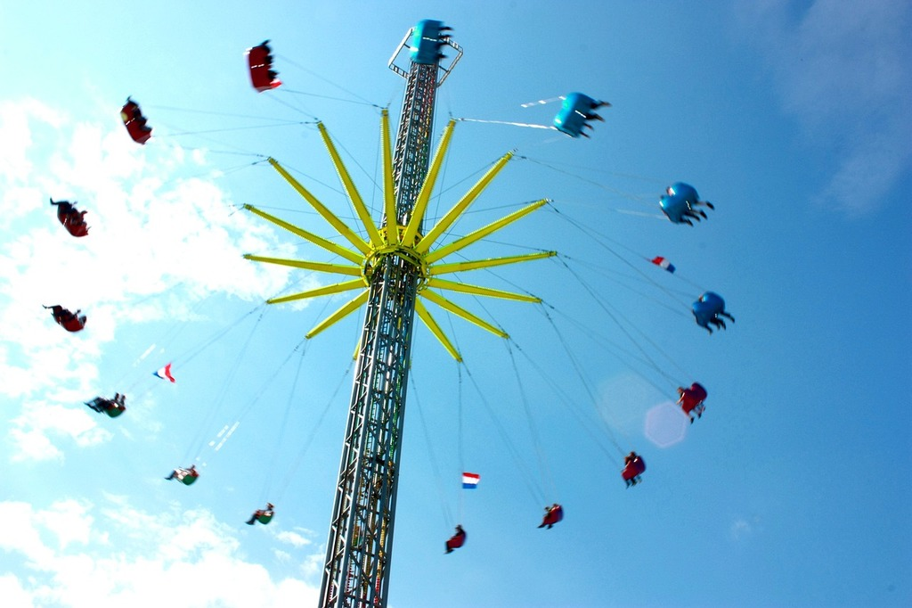 flying ride in global village